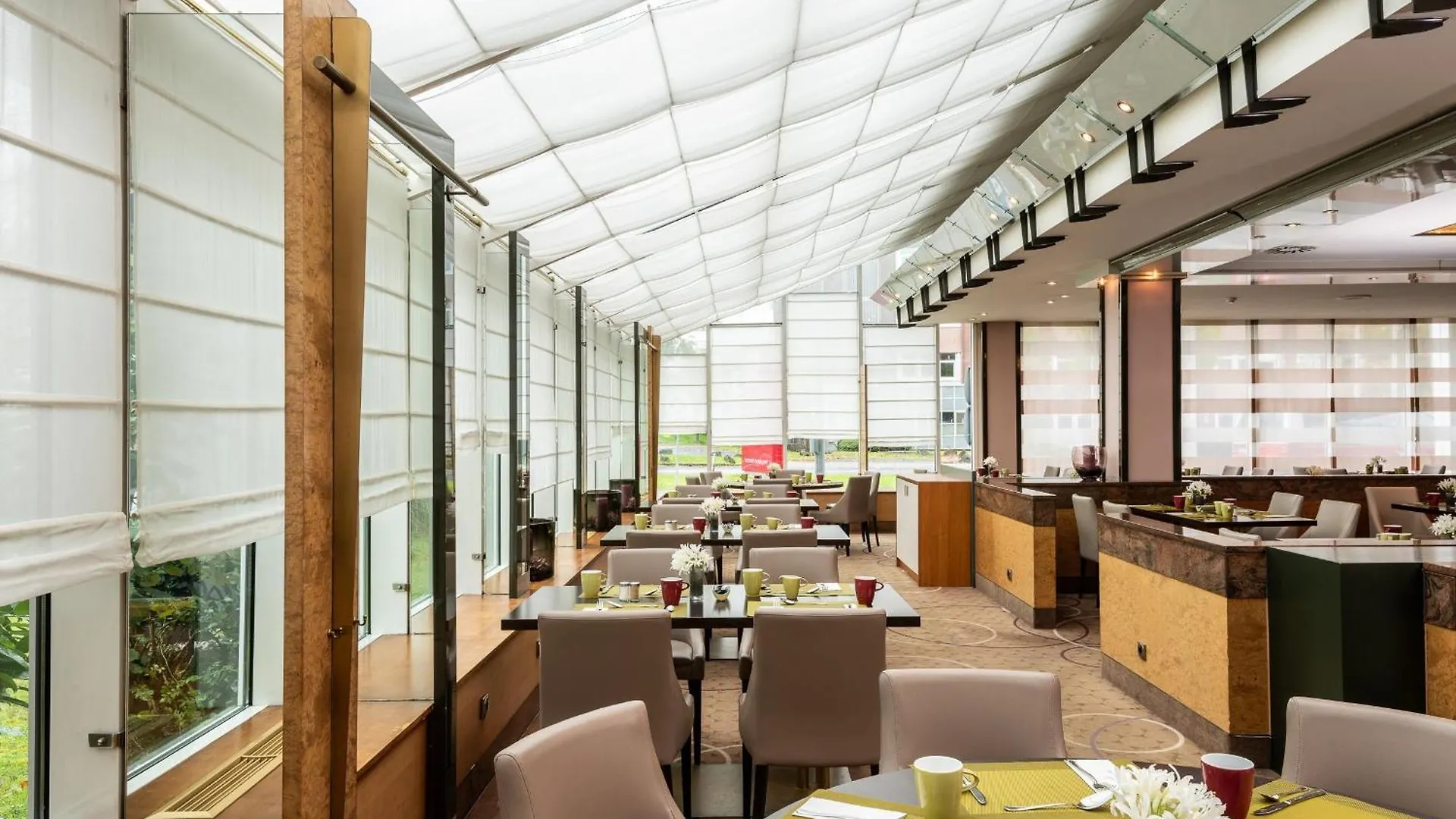 Leonardo Hotel Koeln Bonn Airport contacts