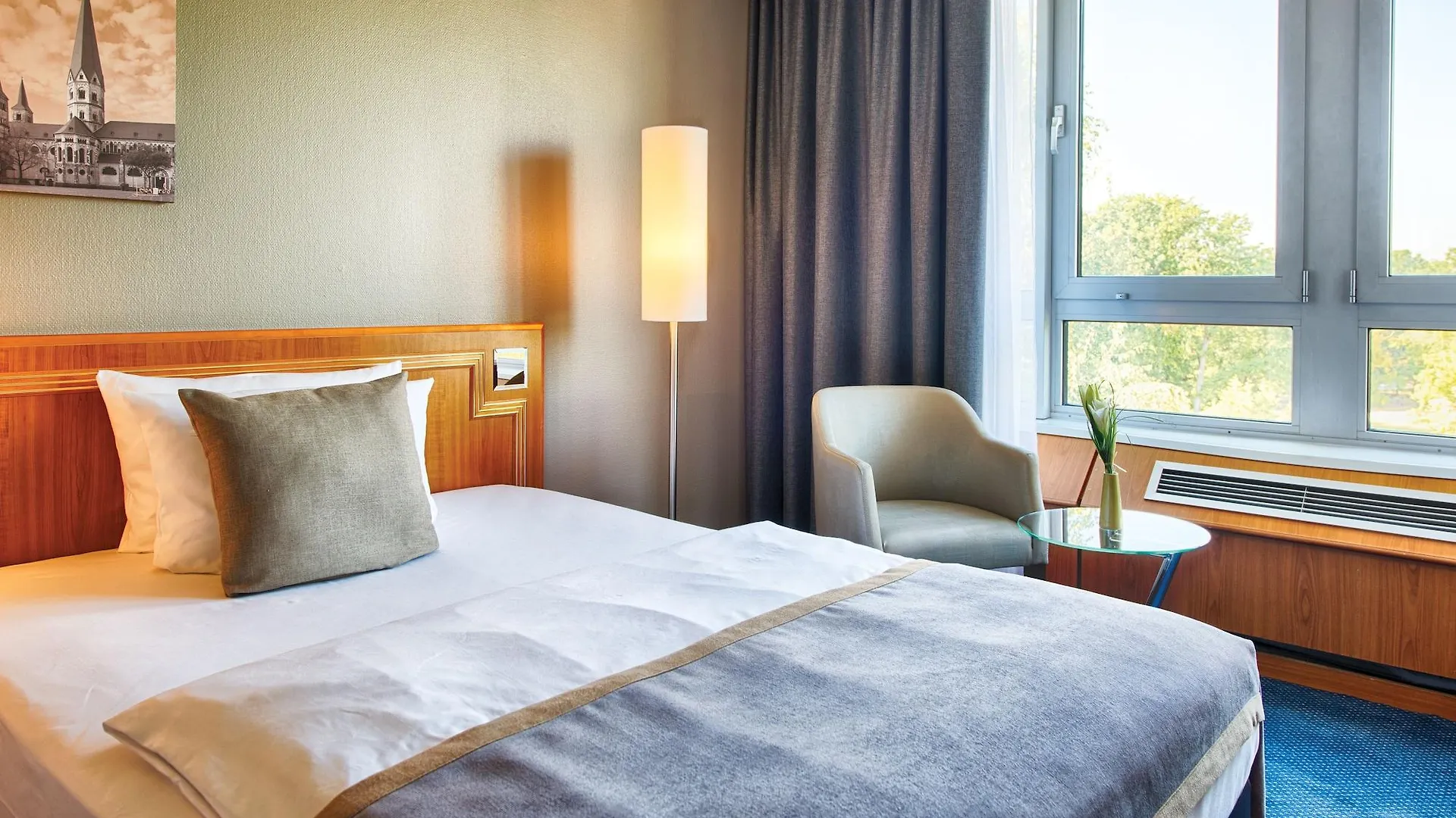 Leonardo Hotel Koeln Bonn Airport